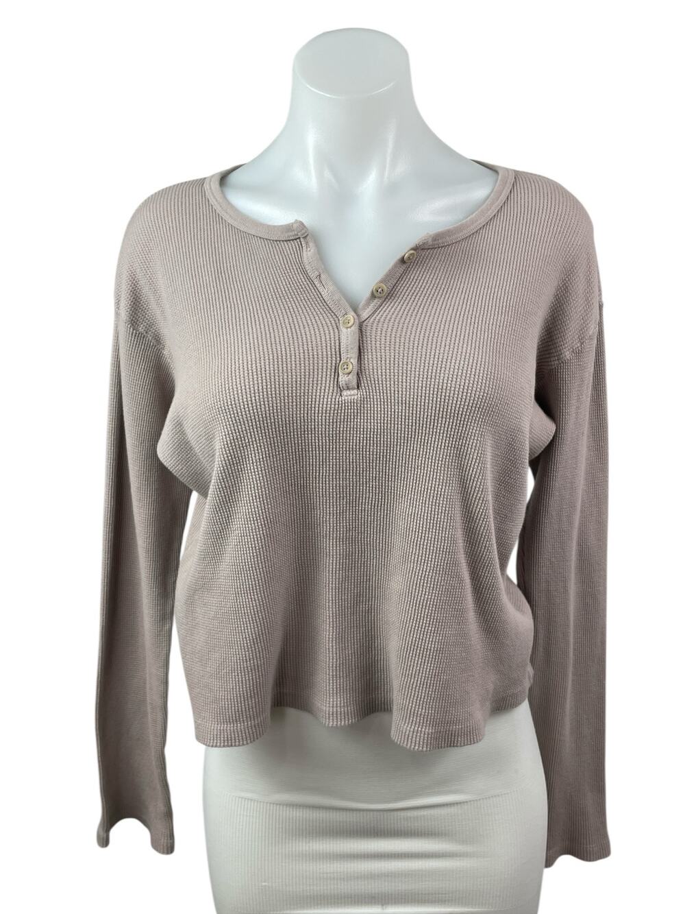 Brandy Melville Beige Taupe Waffle Knit Long Sleeve Henley Thermal Crop Top S/M